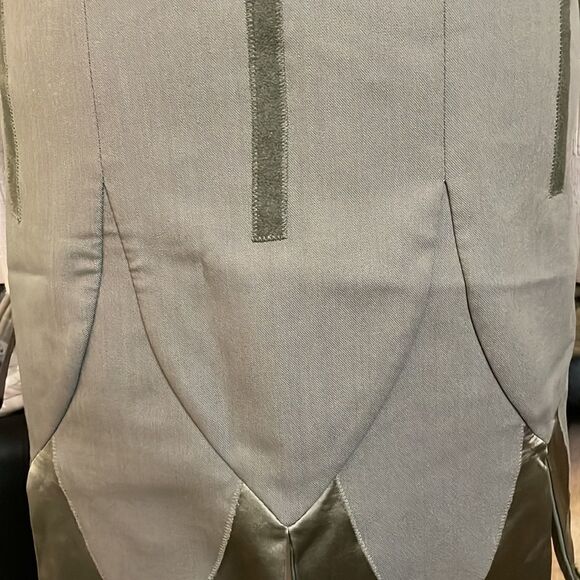 Nicole Miller Slit Multi Green Color Leaf Scallop Mini Pencil Skirt - Picture 7 of 7